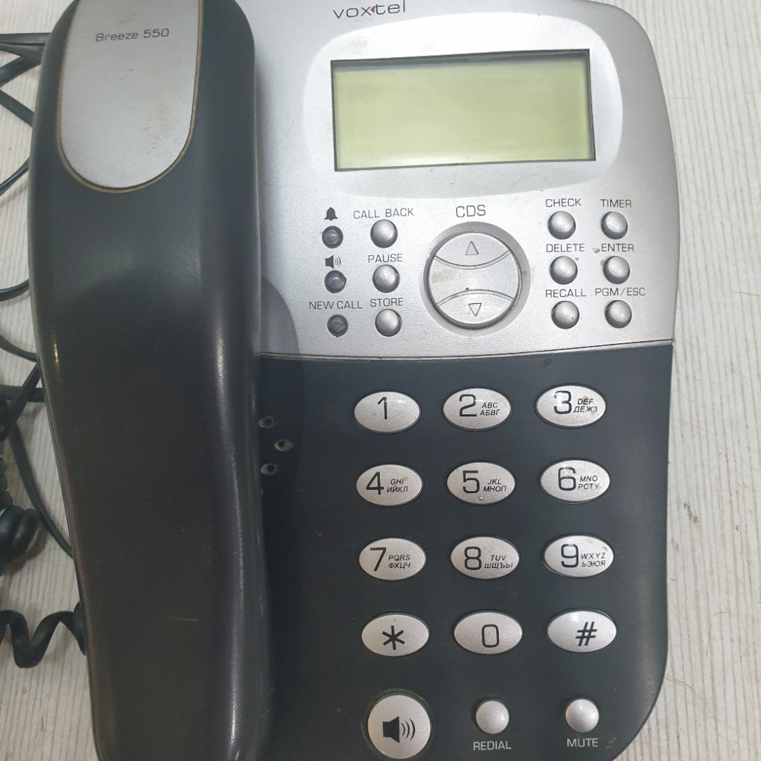 Телефон кнопочный с дисплеем Voxtel Breeze 550, работоспособность неизвестна. Китай. Картинка 3